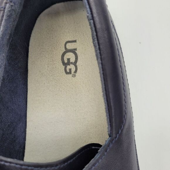 UGG mens Catton Leather Navy blue Boat Shoes loafers Size 13 slip on casual